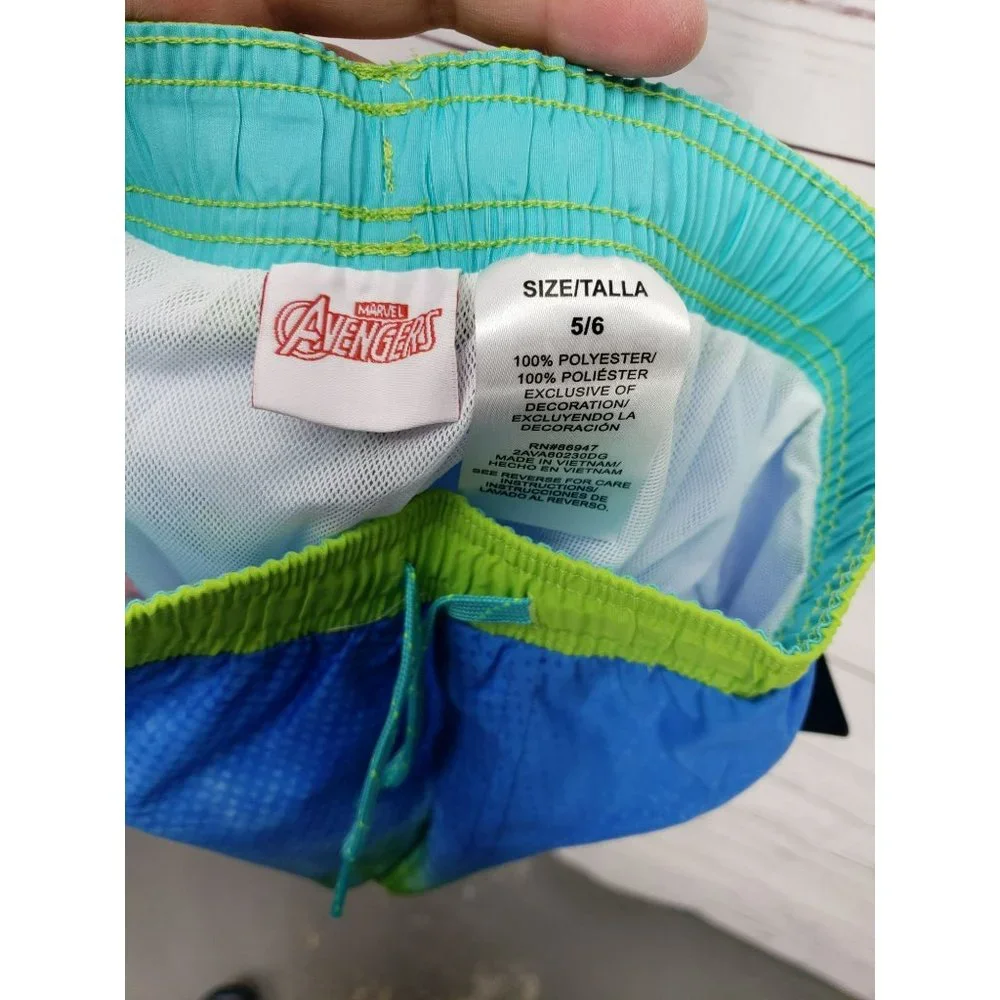 Marvel Avengers Boys 5/6 blue green board swim‎ shorts trunks